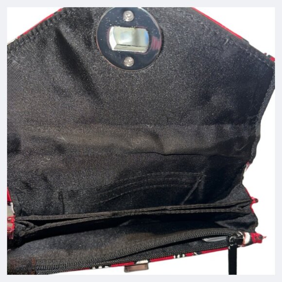 Vera Bradley Playful Penguins Red Pattern Your Turn Smartphone Wallet Wristlet - Picture 13 of 15